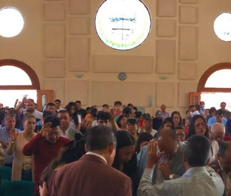 Servicio Dominical — Culto de Alabanza